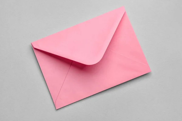 Envelope Papel Rosa Fundo Claro — Fotografia de Stock
