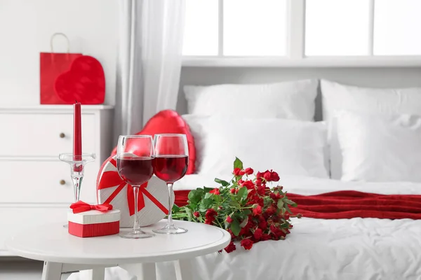Glasses Wine Candle Gifts Valentine Day Table Bedroom — Stock Photo, Image