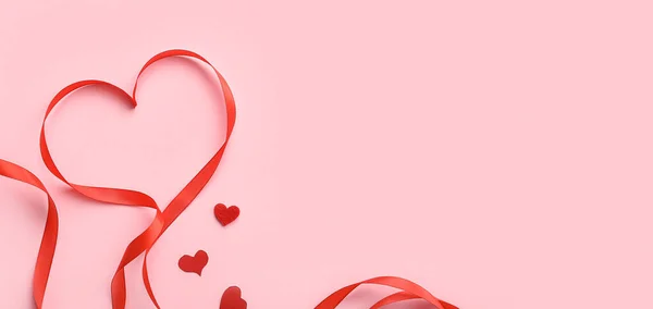 Сердце Ленты Розовом Фоне Пространством Текста Празднование Дня Святого Валентина — стоковое фото