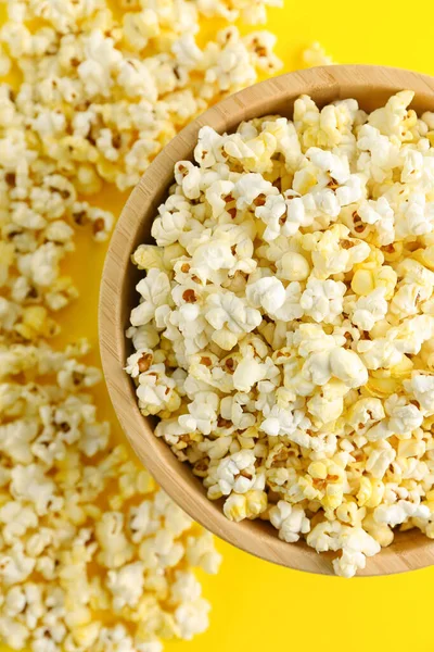 Bowl Tasty Popcorn Yellow Background Closeup — Stock Photo, Image