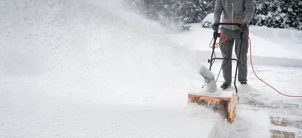 Man Machine Removing Snow Yard Winter Day —  Fotos de Stock