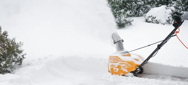 Removing Snow Yard Winter Day —  Fotos de Stock