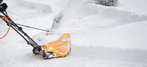 Removing Snow Yard Winter Season —  Fotos de Stock