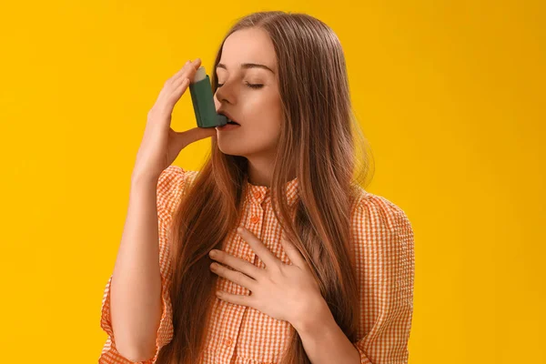 Sick Young Woman Inhaler Yellow Background — Stock Photo, Image