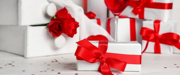 Gift Valentines Day White Wooden Table — Fotografia de Stock