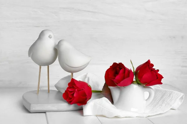 Red Rose Flowers Decor Light Wooden Table Valentines Day Celebration — 스톡 사진