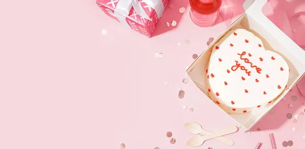 Box Heart Shaped Bento Cake Pink Background Space Text Valentine — 스톡 사진