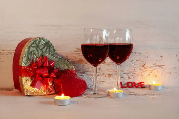 Glasses Wine Heart Shaped Gift Word Love Burning Candles Wooden — Stockfoto