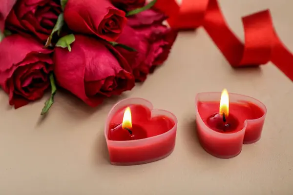 Beautiful Burning Candles Rose Flowers Color Background Closeup Valentine Day — 스톡 사진