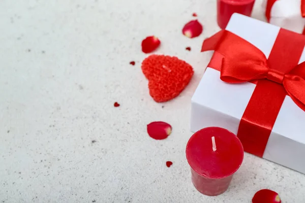 Gift Box Candles Rose Petals Light Background Closeup Valentine Day — Fotografia de Stock