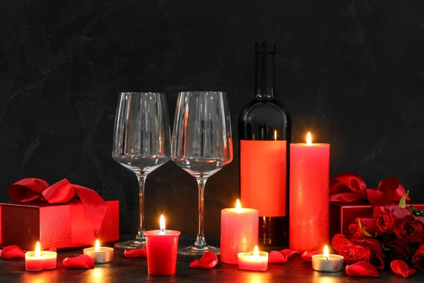 Burning Candles Glasses Bottle Wine Rose Flowers Dark Background Valentine — Stockfoto