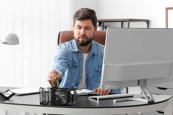 Handsome Businessman Working Table Office — Stock Photo, Image