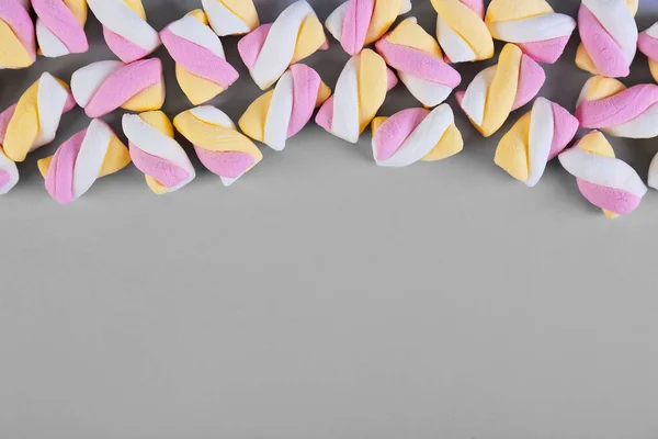 Line Made Tasty Twisted Marshmallows Grey Background — Stock Photo, Image