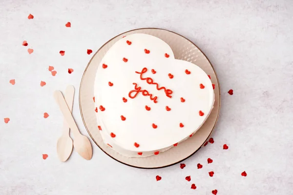 Plate Heart Shaped Bento Cake White Background Valentine Day Celebration — Φωτογραφία Αρχείου
