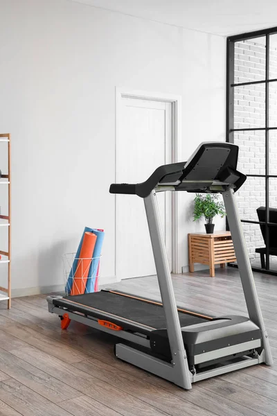 Interior Gym Modern Treadmill Sport Equipment — Foto de Stock