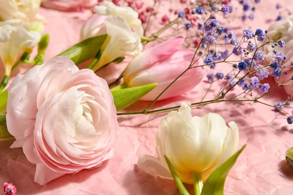Composition Beautiful Flowers Pink Crumpled Paper Closeup — Stock Fotó