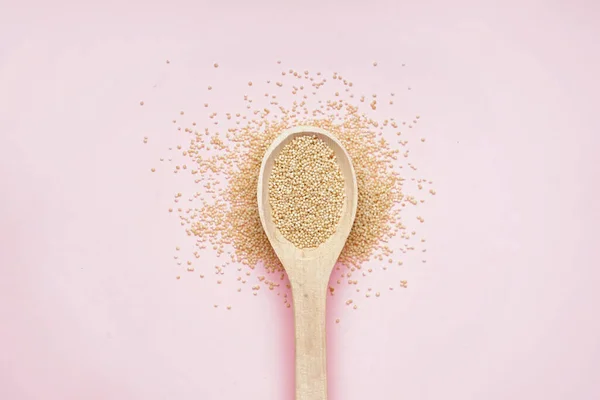 Wooden Spoon Amaranth Pink Background — Stock Photo, Image