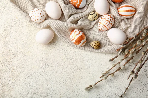 Composition Beautiful Easter Eggs Willow Branches Light Background — Foto Stock