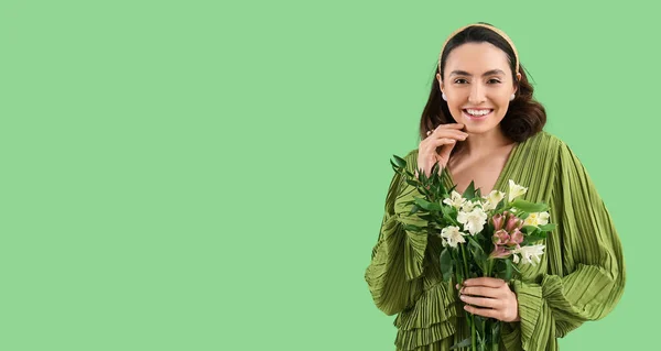 Beautiful Happy Young Woman Bouquet Alstroemeria Flowers Green Background Space — Stock Photo, Image