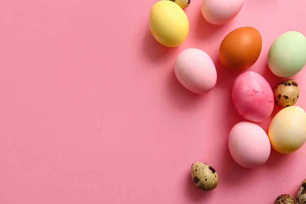 Natural Painted Easter Eggs Pink Background — 스톡 사진