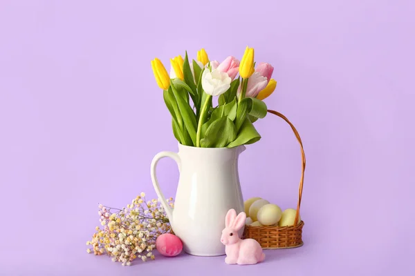 Jug Beautiful Tulip Flowers Easter Eggs Toy Bunny Lilac Background — Stock Photo, Image