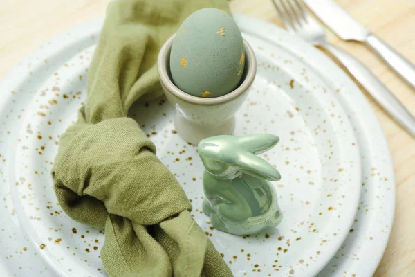 Plate Easter Egg Bunny Cutlery Closeup — Stock Photo, Image