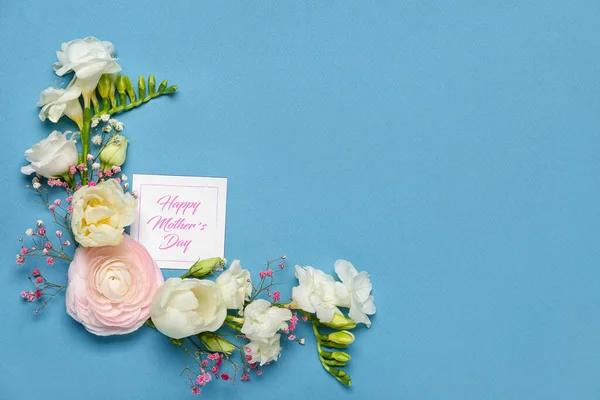 Gratulationskort Med Text Happy Mother Day Och Vacker Blomsterkomposition Blå — Stockfoto