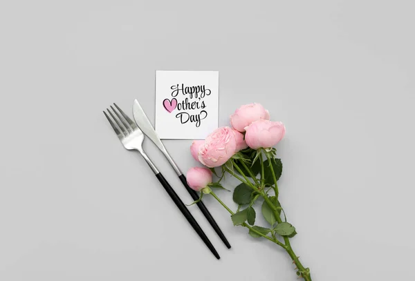 Table Setting Mother Day Celebration Rose Flowers Grey Background — Stock Photo, Image