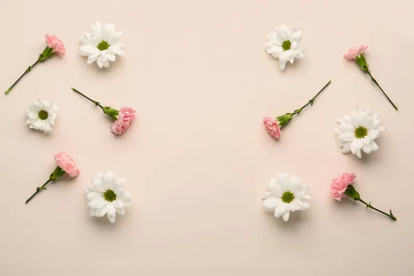 Frame Made Beautiful Chrysanthemum Carnation Flowers Beige Background — Stock Photo, Image