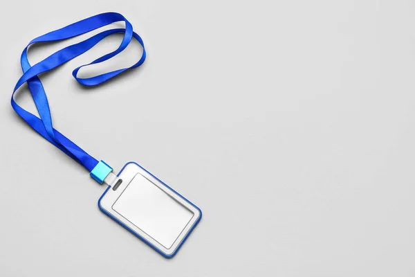 Blanco Badge Met Blauw Koord Lichte Achtergrond — Stockfoto