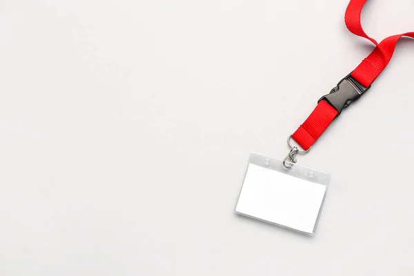 Blanco Badge Met Rood Koord Lichte Achtergrond — Stockfoto