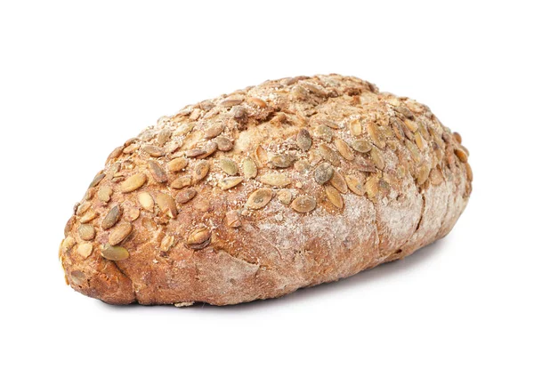 Beyaz Arka Planda Kabak Tohumlu Taze Çavdar Ekmeği — Stok fotoğraf