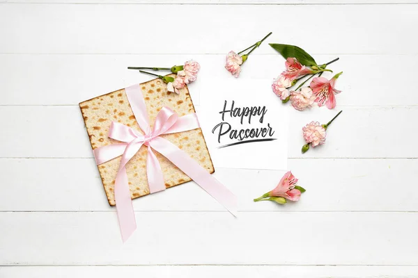Card Text Happy Passover Flatbread Matza Alstroemeria Flowers Light Wooden — Stockfoto