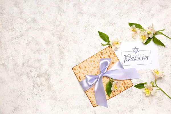 Composition Jewish Flatbread Matza Passover Greeting Card Alstroemeria Flowers Light — Stockfoto