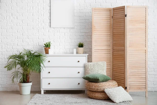 Interior Cozy Living Room Wooden Folding Screen Drawers — 스톡 사진