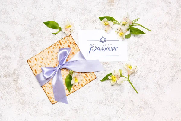 Composition Jewish Flatbread Matza Passover Greeting Card Alstroemeria Flowers Light — Stockfoto