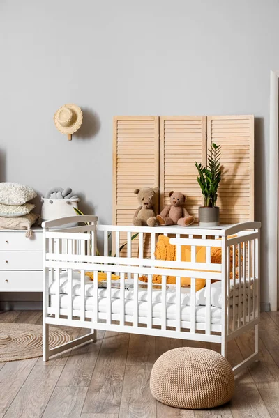 Interior Children Bedroom Baby Crib Commode — стоковое фото