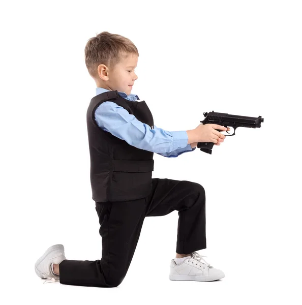 Забавный Маленький Полицейский Пистолетом Белом Фоне — стоковое фото