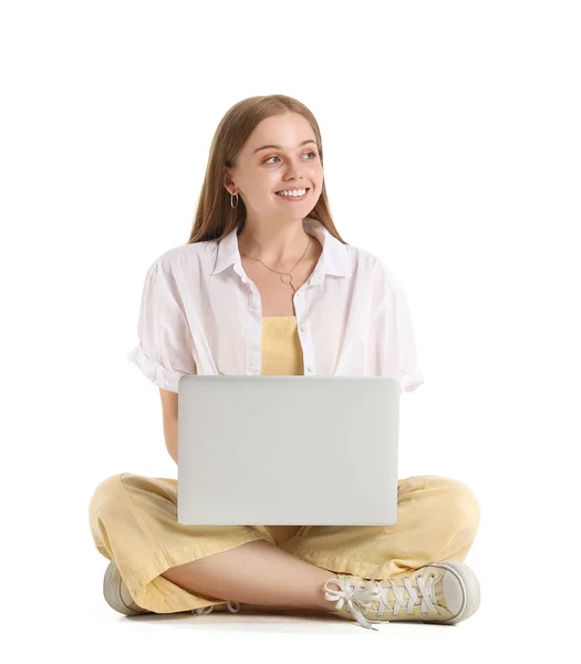 Gyönyörű Lány Laptop Fehér Háttér — Stock Fotó