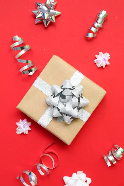 Gift Box Bows Serpentine Red Background — Fotografia de Stock