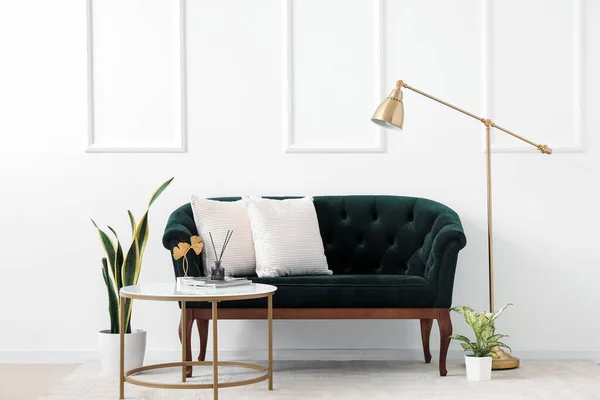 Interior Living Room Green Sofa Table — Stock Photo, Image