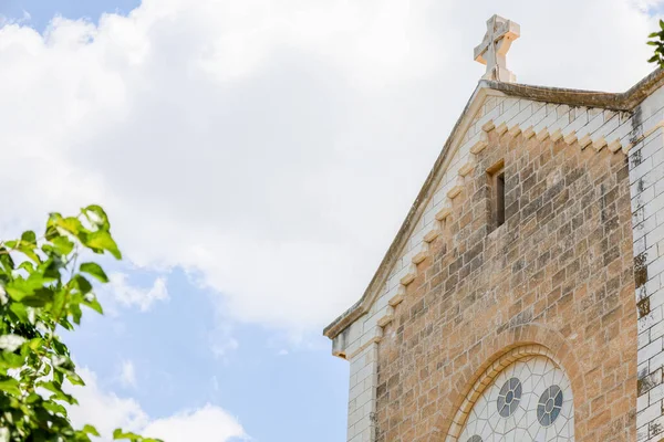 Widok Piękny Stary Kościół Świeżym Powietrzu — Zdjęcie stockowe