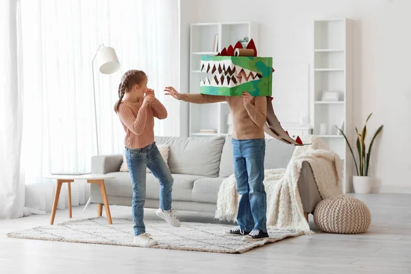 Scared Little Girl Her Brother Cardboard Dinosaur Costume Home —  Fotos de Stock