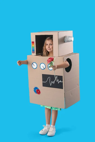 Little Girl Cardboard Robot Costume Flower Blue Background — Stock Photo, Image
