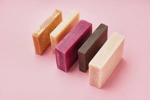 Set Natural Soap Bars Pink Background — Stock Photo, Image