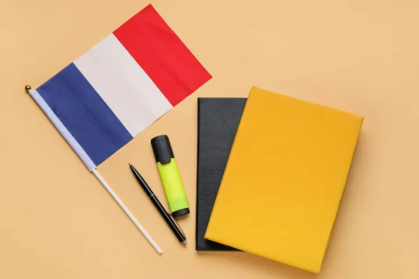 Bandera Francia Con Papelería Sobre Fondo Beige —  Fotos de Stock