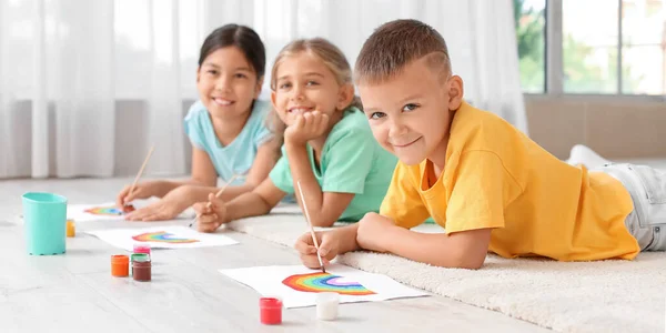Little Children Painting Rainbow Home — Stock Photo, Image