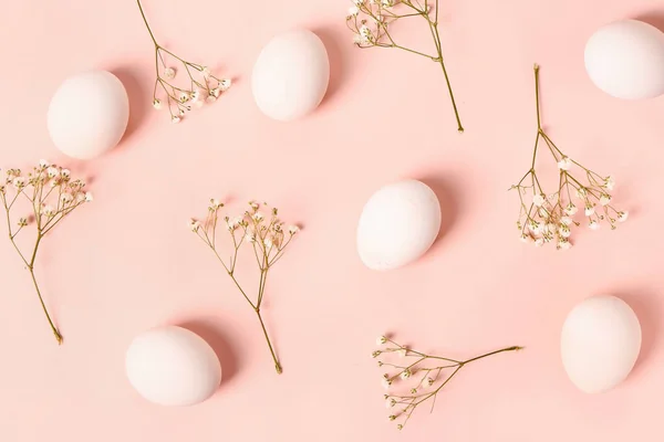 Composition Easter Eggs Gypsophila Flowers Pink Background — Stock Photo, Image