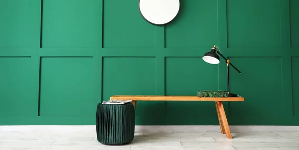 Wooden Bench Decorative Moss Lamp Pouf Green Wall Room — Stock Photo, Image