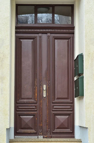 View City Building Old Wooden Door — Stock Photo, Image